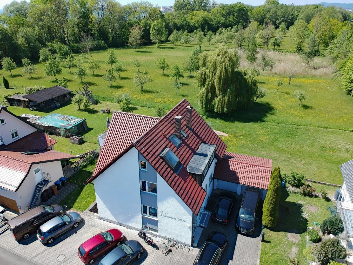 Ferien-Apartment Eisvogel Im Naturschutzgebiet Mit Privatstrand Friedrichshafen Bagian luar foto